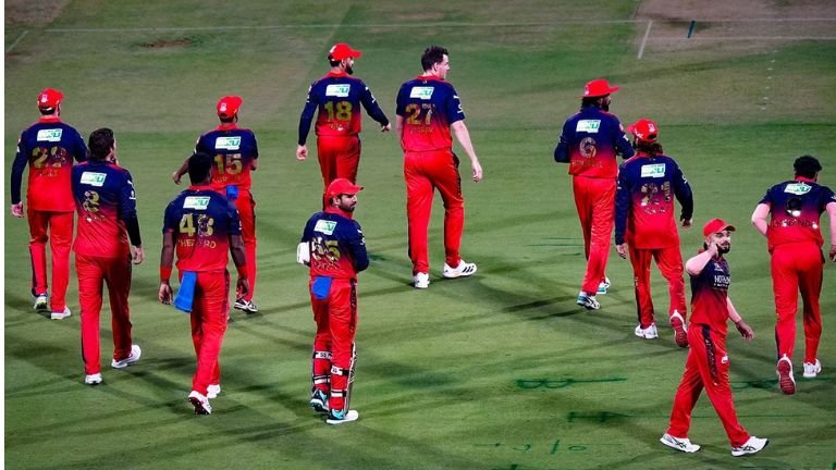 Royal Challengers Bengaluru ಭರ್ಜರಿ ಗೆಲುವು: ಮೊದಲ ಪಂದ್ಯದಲ್ಲೇ 201 ರನ್ ಚೇಸ್! ಗೆಲುವನ್ನು 11 ಅಭಿಮಾನಿಗಳಿಗೆ ಅರ್ಪಿಸಿದ Rajat Patidar