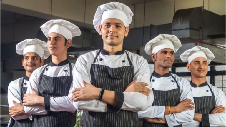 SC/ST ಯುವಕರಿಗೆ ಉಚಿತ ಕೌಶಲ್ಯ ತರಬೇತಿ: ಸರ್ಕಾರದಿಂದ ₹2000 ಸ್ಟೈಪೆಂಡ್ , ತಕ್ಷಣ ಅರ್ಜಿ ಹಾಕಿ