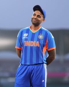T20 World Cup 2026 Final: ಇತಿಹಾಸ ಬರೆಯುವ ಹೊಸ್ತಿಲಲ್ಲಿ ಸೂರ್ಯಕುಮಾರ್ ಯಾದವ್ – ಮುರಿಯುತ್ತಾರಾ ಭಾರತದ ನಾಯಕರ ಹೀನಾಯ ದಾಖಲೆ?