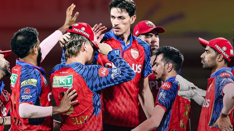 🔥 ಪರಿಚಯ: ಮತ್ತೊಂದು ದೊಡ್ಡ ಶಾಕ್! ಐಪಿಎಲ್ 2026 ಸೀಸನ್ ಆರಂಭವಾದ ಕೆಲವೇ ಪಂದ್ಯಗಳಲ್ಲಿ ಕ್ರಿಕೆಟ್ ಅಭಿಮಾನಿಗಳಿಗೆ ಸಾಕಷ್ಟು ಅಚ್ಚರಿ ಫಲಿತಾಂಶಗಳು ಎದುರಾಗುತ್ತಿವೆ. ಅದರಲ್ಲಿ ದೊಡ್ಡ ಶಾಕ್ ಎಂದರೆ ಚೆನ್ನೈ ಸೂಪರ್ ಕಿಂಗ್ಸ್ ತಂಡದ ನಿರಂತರ ಸೋಲುಗಳ ಸರಣಿ. ಚೆನ್ನೈಯ ಎಂಎ ಚಿದಂಬರಂ ಕ್ರೀಡಾಂಗಣದಲ್ಲಿ ನಡೆದ ಈ ಪಂದ್ಯದಲ್ಲಿ ಸಿಎಸ್‌ಕೆ ತಂಡ ಪಂಜಾಬ್ ಕಿಂಗ್ಸ್ ವಿರುದ್ಧ 209 ರನ್‌ಗಳ ಬೃಹತ್ ಗುರಿ ನೀಡಿದರೂ, ಅದನ್ನು ಕಾಪಾಡಿಕೊಳ್ಳಲು ವಿಫಲವಾಯಿತು. ಪಂಜಾಬ್ ಕಿಂಗ್ಸ್ ತಂಡ ಆತ್ಮವಿಶ್ವಾಸದಿಂದ ಚೇಸ್ ಮಾಡಿ 5 ವಿಕೆಟ್‌ಗಳಿಂದ ಭರ್ಜರಿ ಗೆಲುವು ಸಾಧಿಸಿತು. ಇದರಿಂದ ಸಿಎಸ್‌ಕೆ ತನ್ನ ತವರಿನಲ್ಲಿ ಸತತ 6ನೇ ಸೋಲನ್ನು ಕಂಡಿದ್ದು, ತಂಡದ ಸ್ಥಿತಿಗತಿ ಬಗ್ಗೆ ಗಂಭೀರ ಪ್ರಶ್ನೆಗಳು ಏಳುತ್ತಿವೆ. 🏟️ ಪಂದ್ಯ ವಿವರಗಳು ಪಂದ್ಯ: ಚೆನ್ನೈ ಸೂಪರ್ ಕಿಂಗ್ಸ್ vs ಪಂಜಾಬ್ ಕಿಂಗ್ಸ್ ಟೂರ್ನಿ: ಐಪಿಎಲ್ 2026 ಸ್ಥಳ: ಚೆನ್ನೈ (MA ಚಿದಂಬರಂ ಸ್ಟೇಡಿಯಂ) ಫಲಿತಾಂಶ: ಪಂಜಾಬ್ ಕಿಂಗ್ಸ್ 5 ವಿಕೆಟ್ ಜಯ 🪙 ಟಾಸ್ ಮತ್ತು ನಿರ್ಧಾರ ಪಂಜಾಬ್ ಕಿಂಗ್ಸ್ ನಾಯಕ ಶ್ರೇಯಸ್ ಅಯ್ಯರ್ ಟಾಸ್ ಗೆದ್ದು ಬೌಲಿಂಗ್ ಆಯ್ಕೆ ಮಾಡಿಕೊಂಡರು. ಈ ನಿರ್ಧಾರ ಆರಂಭದಲ್ಲಿ ಸ್ವಲ್ಪ ಅಪಾಯದಂತಿದ್ದರೂ, ನಂತರ ಅದು ಪಂದ್ಯವನ್ನು ಗೆಲ್ಲುವ ಪ್ರಮುಖ ಕಾರಣವಾಯಿತು. 🏏 ಮೊದಲ ಇನ್ನಿಂಗ್ಸ್: ಚೆನ್ನೈ ಬ್ಯಾಟಿಂಗ್ ಶೋ ಚೆನ್ನೈ ತಂಡದ ಆರಂಭ ಸರಾಸರಿ ಮಟ್ಟದಲ್ಲಿದ್ದರೂ, ಮಧ್ಯ ಓವರ್‌ಗಳಲ್ಲಿ ತಂಡ ಬಲಿಷ್ಠವಾಗಿ ಹಿಂತಿರುಗಿತು. 🌟 ಆಯುಷ್ ಮ್ಹಾತ್ರೆ – ಸ್ಟಾರ್ ಪ್ರದರ್ಶನ ಈ ಪಂದ್ಯದಲ್ಲಿ ಚೆನ್ನೈ ಪರ ಅತ್ಯುತ್ತಮ ಆಟಗಾರ ಎಂದರೆ ಆಯುಷ್ ಮ್ಹಾತ್ರೆ. 73 ರನ್ (43 ಎಸೆತ) 5 ಸಿಕ್ಸರ್‌ಗಳು ಆಕ್ರಮಣಕಾರಿ ಶೈಲಿ ಅವರು ಪಂಜಾಬ್ ಬೌಲರ್‌ಗಳನ್ನು ಸುಲಭವಾಗಿ ಎದುರಿಸಿ ತಂಡಕ್ಕೆ ಭದ್ರ ನೆಲೆ ನೀಡಿದರು. 💥 ಮಧ್ಯ ಓವರ್‌ಗಳಲ್ಲಿ ಸ್ಫೋಟ ಶಿವಂ ದುಬೆ ಮತ್ತು ಸರ್ಫರಾಜ್ ಖಾನ್ ಮಧ್ಯ ಓವರ್‌ಗಳಲ್ಲಿ ವೇಗ ಹೆಚ್ಚಿಸಿದರು. ಶಿವಂ ದುಬೆ – 45* (28) ಸರ್ಫರಾಜ್ ಖಾನ್ – 32 (12) ಇವರ ಬ್ಯಾಟಿಂಗ್‌ನಿಂದ ಸಿಎಸ್‌ಕೆ 200 ರನ್ ಗಡಿ ದಾಟಿತು. 📊 ಸ್ಕೋರ್ ಸಮಾರೋಪ ಚೆನ್ನೈ ಸೂಪರ್ ಕಿಂಗ್ಸ್: 👉 209/5 (20 ಓವರ್) 🎯 ಗುರಿ: 210 ರನ್ 210 ರನ್‌ಗಳ ಗುರಿ ಐಪಿಎಲ್‌ನಲ್ಲಿ ಯಾವಾಗಲೂ ಸವಾಲಿನದ್ದೇ. ಆದರೆ ಪಂಜಾಬ್ ತಂಡ ಇದನ್ನು ಸುಲಭವಾಗಿ ಸಾಧಿಸಿತು. 🚀 ಎರಡನೇ ಇನ್ನಿಂಗ್ಸ್: ಪಂಜಾಬ್ ಚೇಸ್ ಮಾಸ್ಟರ್ ಕ್ಲಾಸ್ ಪಂಜಾಬ್ ಕಿಂಗ್ಸ್ ತಂಡದ ಚೇಸ್ ಆರಂಭದಿಂದಲೇ ದಿಟ್ಟವಾಗಿತ್ತು. ⚡ ಪವರ್‌ಪ್ಲೇ ಸ್ಫೋಟ 4 ಓವರ್‌ಗೆ 55 ರನ್ ವೇಗದ ಆರಂಭ ಪ್ರಭ್ಸಿಮ್ರನ್ ಮತ್ತು ಪ್ರಿಯಾಂಶ್ ಆರ್ಯ ಆಕ್ರಮಣಕಾರಿ ಆಟ ಆಡಿದರು. 💣 ಪ್ರಿಯಾಂಶ್ ಆರ್ಯ – ಸ್ಫೋಟಕ ಇನ್ನಿಂಗ್ಸ್ 39 ರನ್ (11 ಎಸೆತ) 4 ಸಿಕ್ಸರ್‌ಗಳು ಅವರ ಇನ್ನಿಂಗ್ಸ್ ಪಂದ್ಯವನ್ನು ತಿರುಗಿಸಿತು. 🧠 ನಾಯಕ ಶ್ರೇಯಸ್ ಅಯ್ಯರ್ – ಶಾಂತ ನಾಯಕತ್ವ ಶ್ರೇಯಸ್ ಅಯ್ಯರ್ ತಂಡವನ್ನು ಸಮತೋಲನದಲ್ಲಿ ನಡೆಸಿದರು. 50 ರನ್ ಜವಾಬ್ದಾರಿಯುತ ಆಟ 🔄 ಮಧ್ಯ ಓವರ್‌ಗಳ ನಿಯಂತ್ರಣ 10 ಓವರ್‌ಗೆ 103 ರನ್ ತಲುಪಿದ ಪಂಜಾಬ್ ತಂಡ ಪಂದ್ಯವನ್ನು ಸಂಪೂರ್ಣವಾಗಿ ತನ್ನ ನಿಯಂತ್ರಣಕ್ಕೆ ತೆಗೆದುಕೊಂಡಿತು. ⏱️ ಕೊನೆಯ ಓವರ್‌ಗಳ ಡ್ರಾಮಾ 18ನೇ ಓವರ್ ನಂತರ ಪಂದ್ಯ ಮತ್ತೆ ಕುತೂಹಲಕರವಾಯಿತು. 👉 12 ಎಸೆತಗಳಲ್ಲಿ 12 ರನ್ ಬೇಕಾಗಿತ್ತು ಆದರೆ ಸ್ಟೊಯಿನಿಸ್ ಮತ್ತು ಶಶಾಂಕ್ ಸಿಂಗ್ ಒತ್ತಡಕ್ಕೆ ಒಳಗಾಗದೆ ಪಂದ್ಯ ಮುಗಿಸಿದರು. 📉 ಚೆನ್ನೈ ಸೋಲಿನ ಪ್ರಮುಖ ಕಾರಣಗಳು ❌ ಡೆತ್ ಓವರ್ ವೈಫಲ್ಯ ಬೌಲರ್‌ಗಳು ಕೊನೆಯ ಓವರ್‌ಗಳಲ್ಲಿ ನಿಯಂತ್ರಣ ಕಳೆದುಕೊಂಡರು. ❌ ಫೀಲ್ಡಿಂಗ್ ತಪ್ಪುಗಳು ಮುಖ್ಯ ಕ್ಯಾಚ್‌ಗಳನ್ನು ಬಿಟ್ಟದ್ದು ದುಬಾರಿ ಆಯಿತು. ❌ ತಂತ್ರದ ಕೊರತೆ ಪಂಜಾಬ್ ಬ್ಯಾಟ್ಸ್‌ಮನ್‌ಗಳನ್ನು ತಡೆಯಲು ಯೋಜನೆ ವಿಫಲವಾಯಿತು. 📊 ದಾಖಲೆಗಳು ಮತ್ತು ಮೈಲಿಗಲ್ಲುಗಳು ಪಂಜಾಬ್: ಚೆನ್ನೈನಲ್ಲಿ 200+ ಚೇಸ್ ಮಾಡಿದ ಅಪರೂಪದ ಸಾಧನೆ ಸಿಎಸ್‌ಕೆ: ತವರಿನಲ್ಲಿ ಸತತ 6ನೇ ಸೋಲು 🧠 ವಿಶ್ಲೇಷಣೆ: ಚೆನ್ನೈ ಸಂಕಷ್ಟದಲ್ಲಿ? ಒಮ್ಮೆ ತವರಿನಲ್ಲಿ ಅಜೇಯವಾಗಿದ್ದ ಚೆನ್ನೈ ತಂಡ ಈಗ ದುರ್ಬಲವಾಗಿದೆ. ಬೌಲಿಂಗ್ ವಿಭಾಗದ ಅಸ್ಥಿರತೆ ಮತ್ತು ಒತ್ತಡದ ಸಮಯದಲ್ಲಿ ತಪ್ಪುಗಳು ತಂಡದ ಮೇಲೆ ಪರಿಣಾಮ ಬೀರಿವೆ. 👥 ತಂಡಗಳ ಪ್ಲೇಯಿಂಗ್ XI 🔶 ಚೆನ್ನೈ ಸೂಪರ್ ಕಿಂಗ್ಸ್: ರುತುರಾಜ್ ಗಾಯಕ್ವಾಡ್, ಸಂಜು ಸ್ಯಾಮ್ಸನ್, ಆಯುಷ್ ಮ್ಹಾತ್ರೆ, ಸರ್ಫರಾಜ್ ಖಾನ್, ಶಿವಂ ದುಬೆ... 🔷 ಪಂಜಾಬ್ ಕಿಂಗ್ಸ್: ಶ್ರೇಯಸ್ ಅಯ್ಯರ್, ಪ್ರಭ್ಸಿಮ್ರನ್ ಸಿಂಗ್, ಸ್ಟೊಯಿನಿಸ್, ಚಾಹಲ್... 🏁 ಅಂತಿಮ ಮಾತು ಈ ಪಂದ್ಯ ಐಪಿಎಲ್ 2026ರಲ್ಲಿ ಅತ್ಯಂತ ರೋಚಕ ಚೇಸ್‌ಗಳಲ್ಲಿ ಒಂದಾಗಿದೆ. ಪಂಜಾಬ್ ಕಿಂಗ್ಸ್ ಆತ್ಮವಿಶ್ವಾಸದಿಂದ ಗೆಲುವು ಸಾಧಿಸಿದರೆ, ಸಿಎಸ್‌ಕೆ ತನ್ನ ತವರಿನ ಸಮಸ್ಯೆಗಳನ್ನು ತಕ್ಷಣ ಪರಿಹರಿಸಬೇಕಾಗಿದೆ.